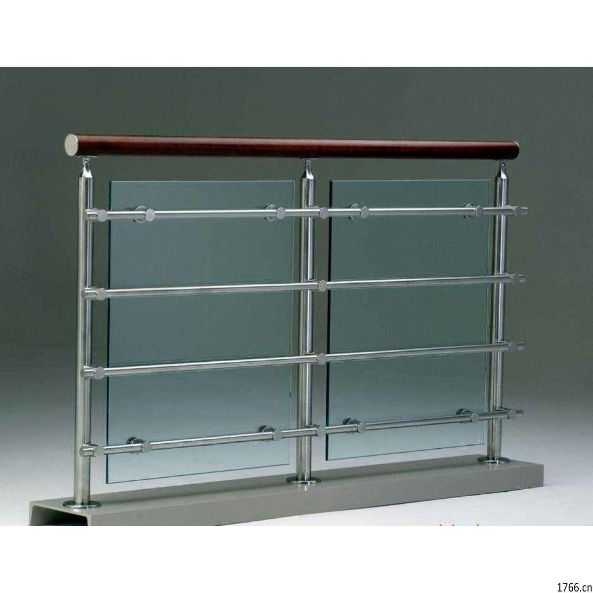 拉絲不銹鋼護欄是不是更易生銹？