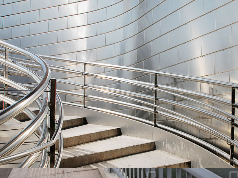 萬(wàn)洋集團(tuán)長(zhǎng)期采購(gòu)喜師傅不銹鋼圍欄